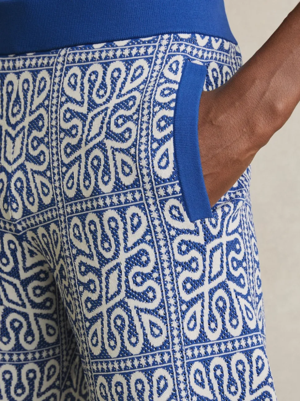 Reiss Blue/White Redhill Tile Pattern Knit Shorts