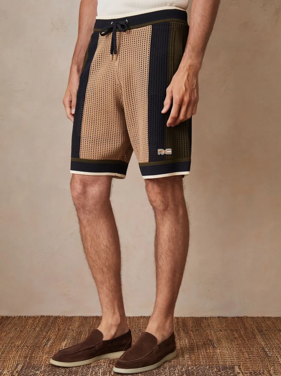Reiss Camel/Green Refresh Reiss | Ché Crochet Colour-Block Shorts
