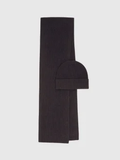 Reiss Chocolate Brown Chesterfield Gs Merino Wool Scarf and Beanie Gift Set
