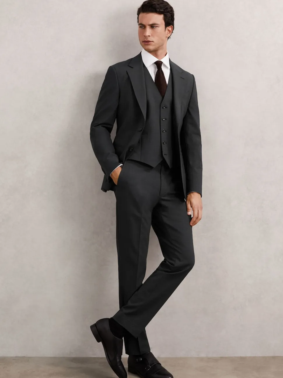 Reiss Grey Promise Wool-Blend Tailored-Fit Waistcoat
