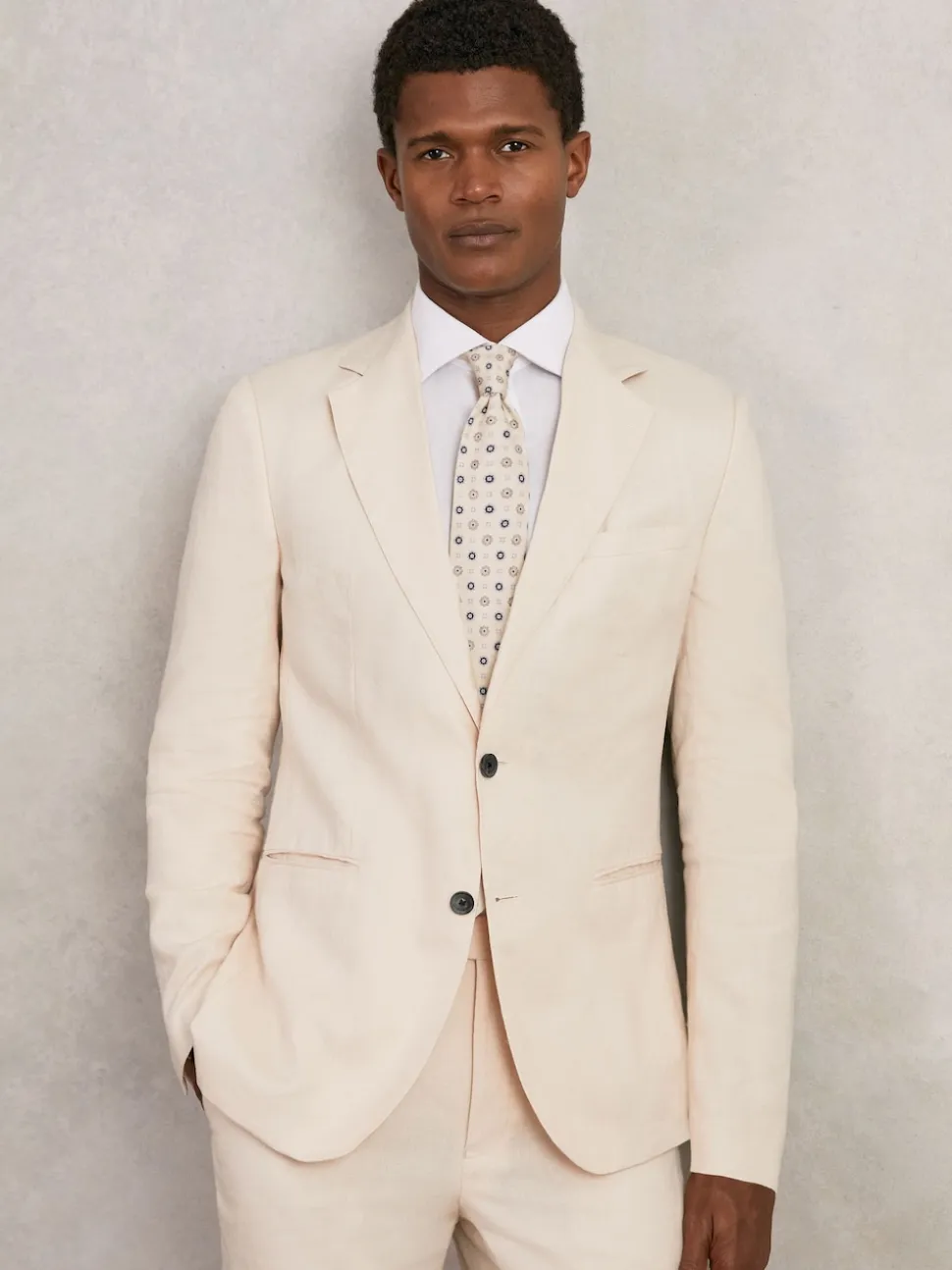Reiss Ivory Cosimo Silk Floral-Medallion Tie