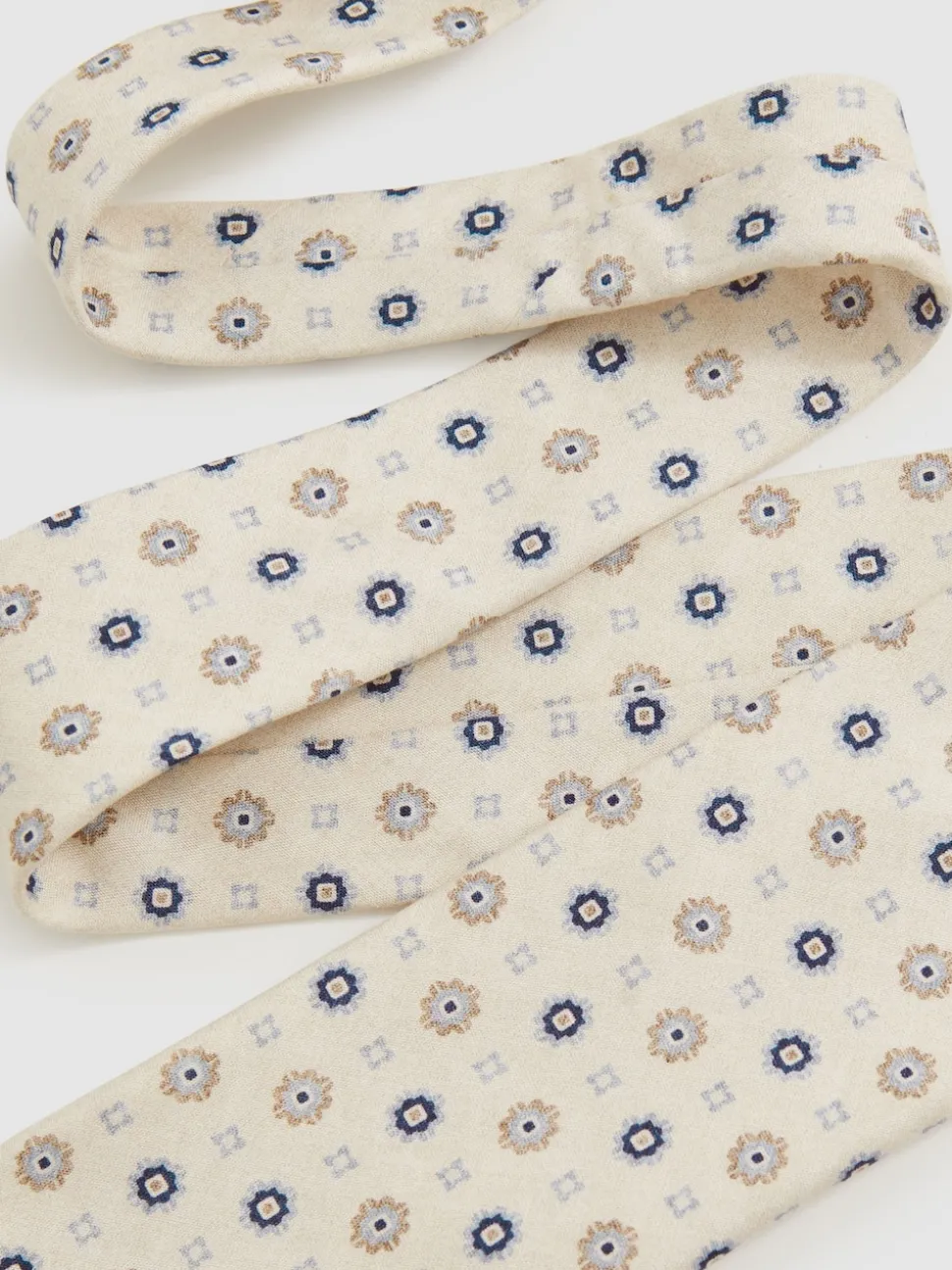 Reiss Ivory Cosimo Silk Floral-Medallion Tie