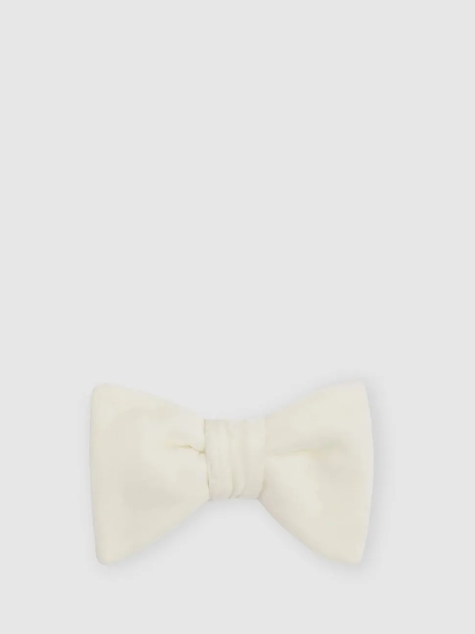 Reiss Ivory Hike Velvet Bow Tie