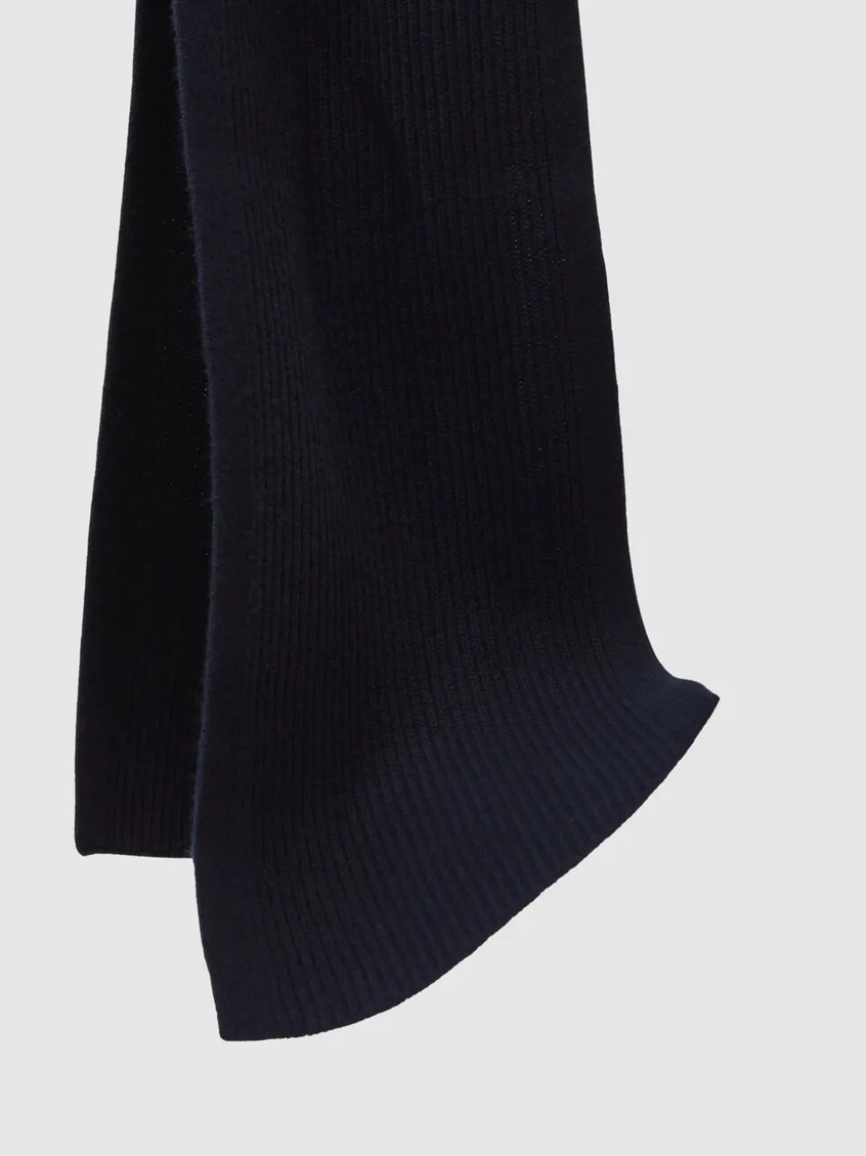 Reiss Navy Chesterfield Merino Wool Rib-Knit Scarf