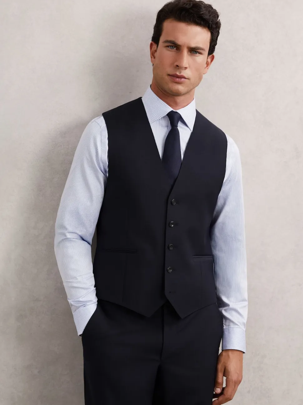 Reiss Navy Promise Wool-Blend Tailored-Fit Waistcoat