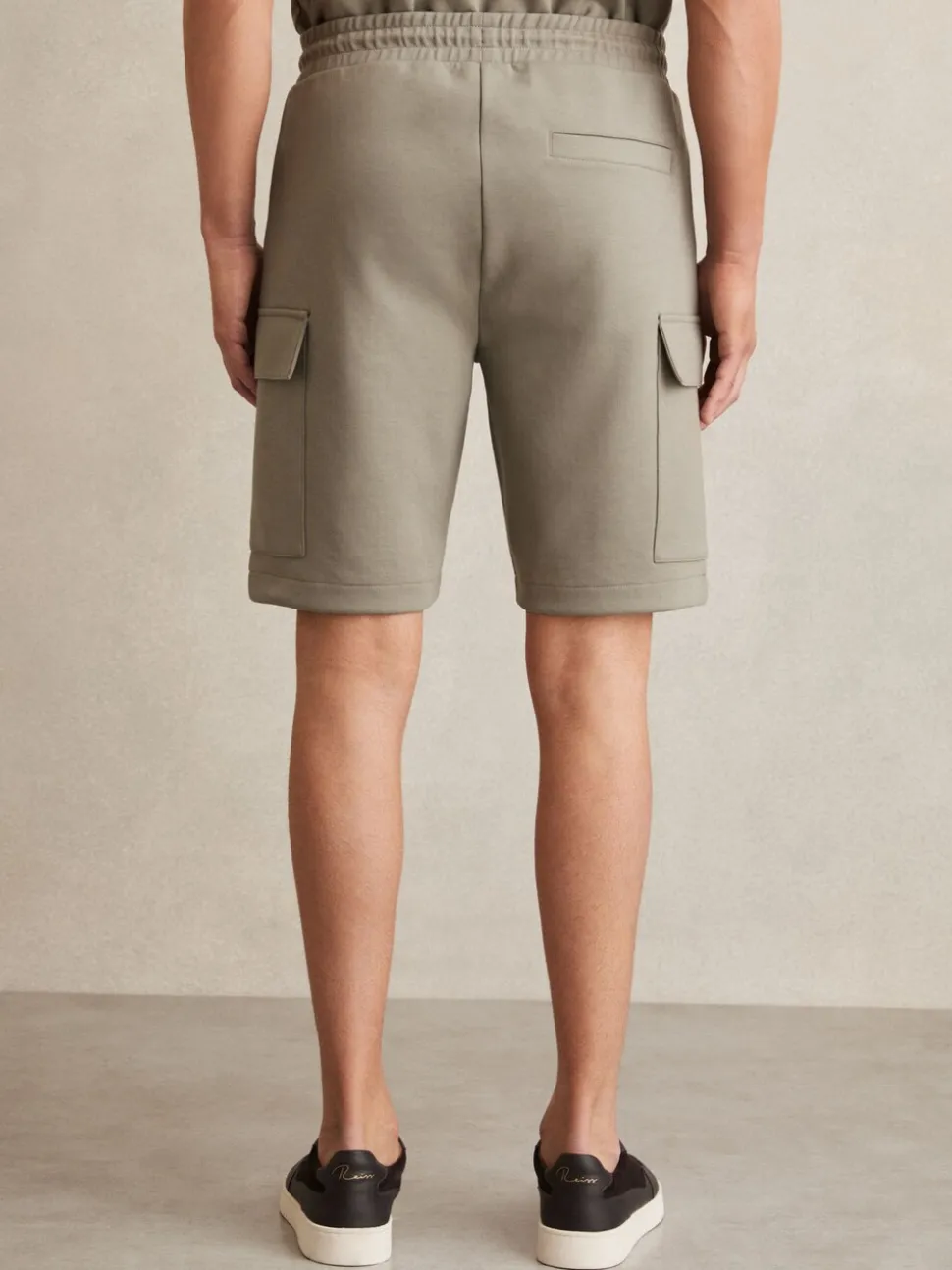 Reiss Sage Green Oliver Interlock Cargo Shorts