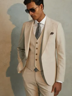 Reiss Stone Belmont W Tailored-Fit Single-Breasted Waistcoat