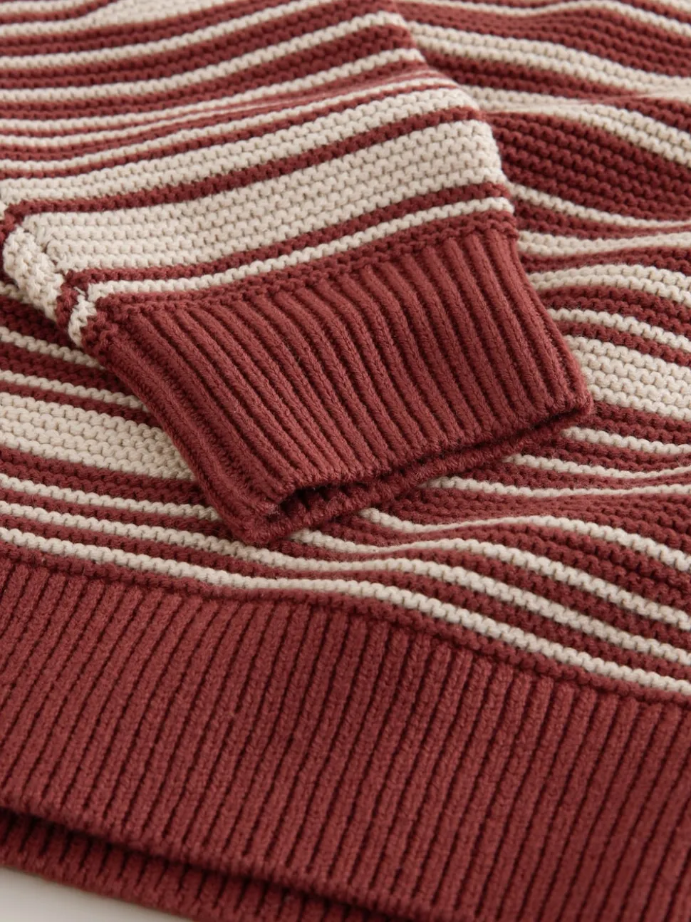 Rust Red Regular Fit Wave Stripe Design Crew Neck Jumper
