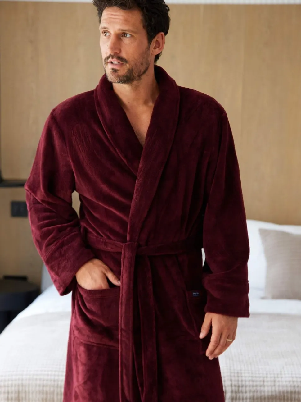 Savile Row Company Red Lightweight Soft Fleece Dressing Gown