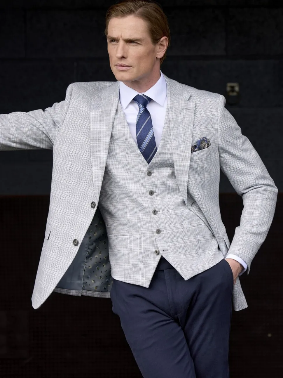 Skopes Blue Aspen Tailored Fit Single Breasted Puppytooth Check Waistcoat