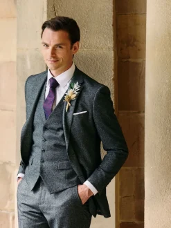 Skopes Grey Fox Tailored Fit Textured Suit Jacket