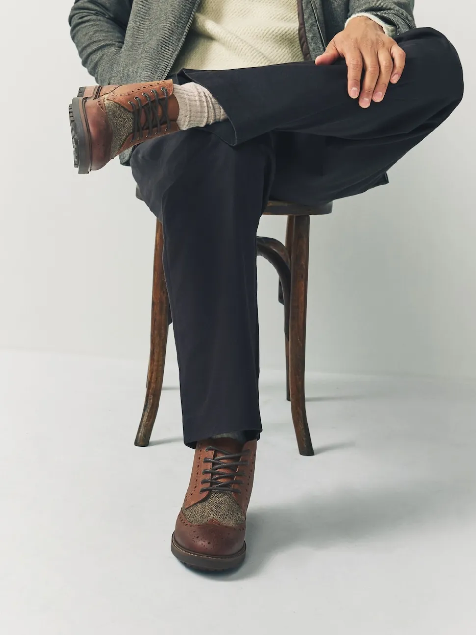 Tan Brown Heritage Brogue Boots