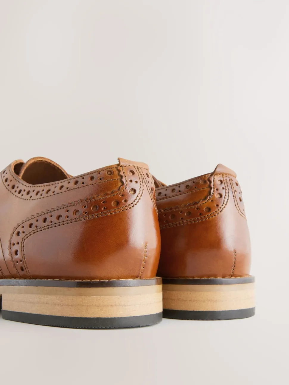 Tan Brown Standard Fit Leather Contrast Sole Brogue Shoes