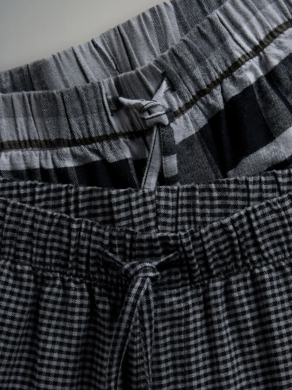 The Set 2 Pack Jersey T-Shirt and Flannel Pyjamas Black/Grey
