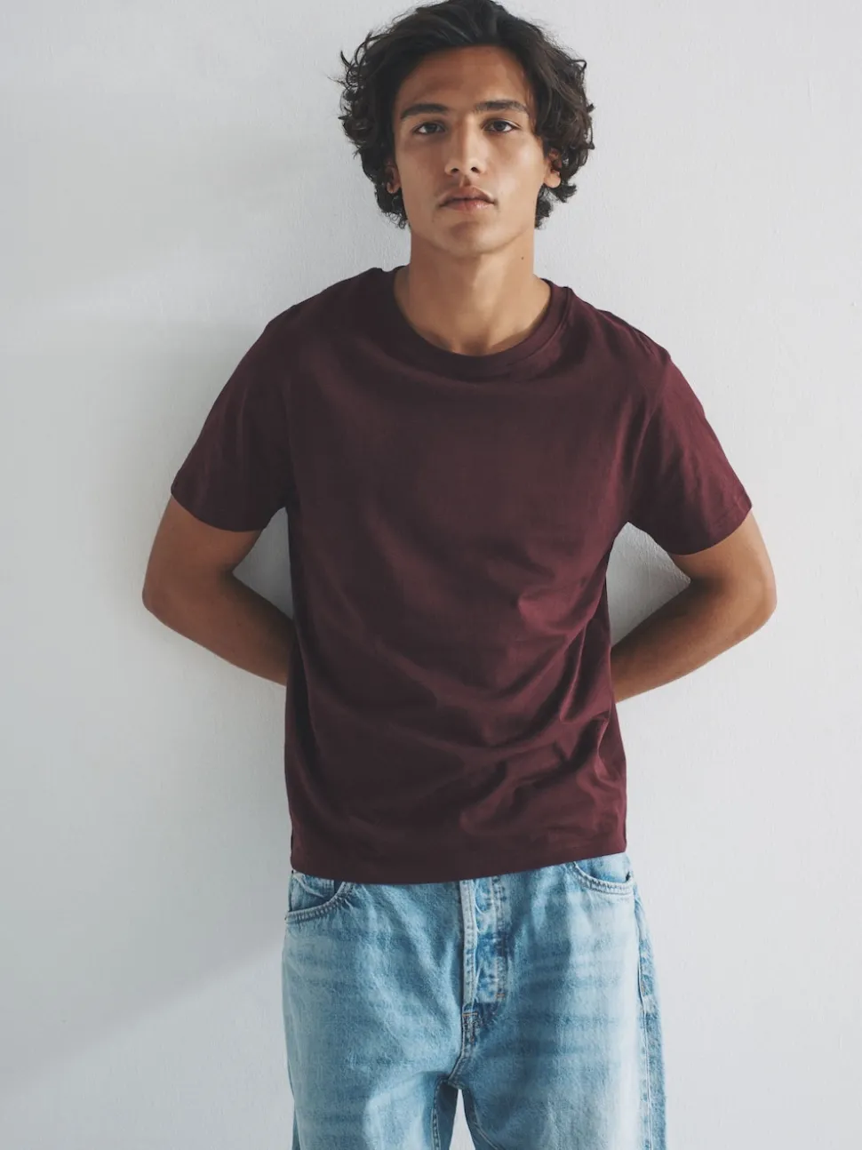 The Set 7 Pack Regular Short Sleeve Cotton T-Shirts Black/Green/Red/White