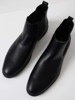 Threadbare Black Chelsea Boots