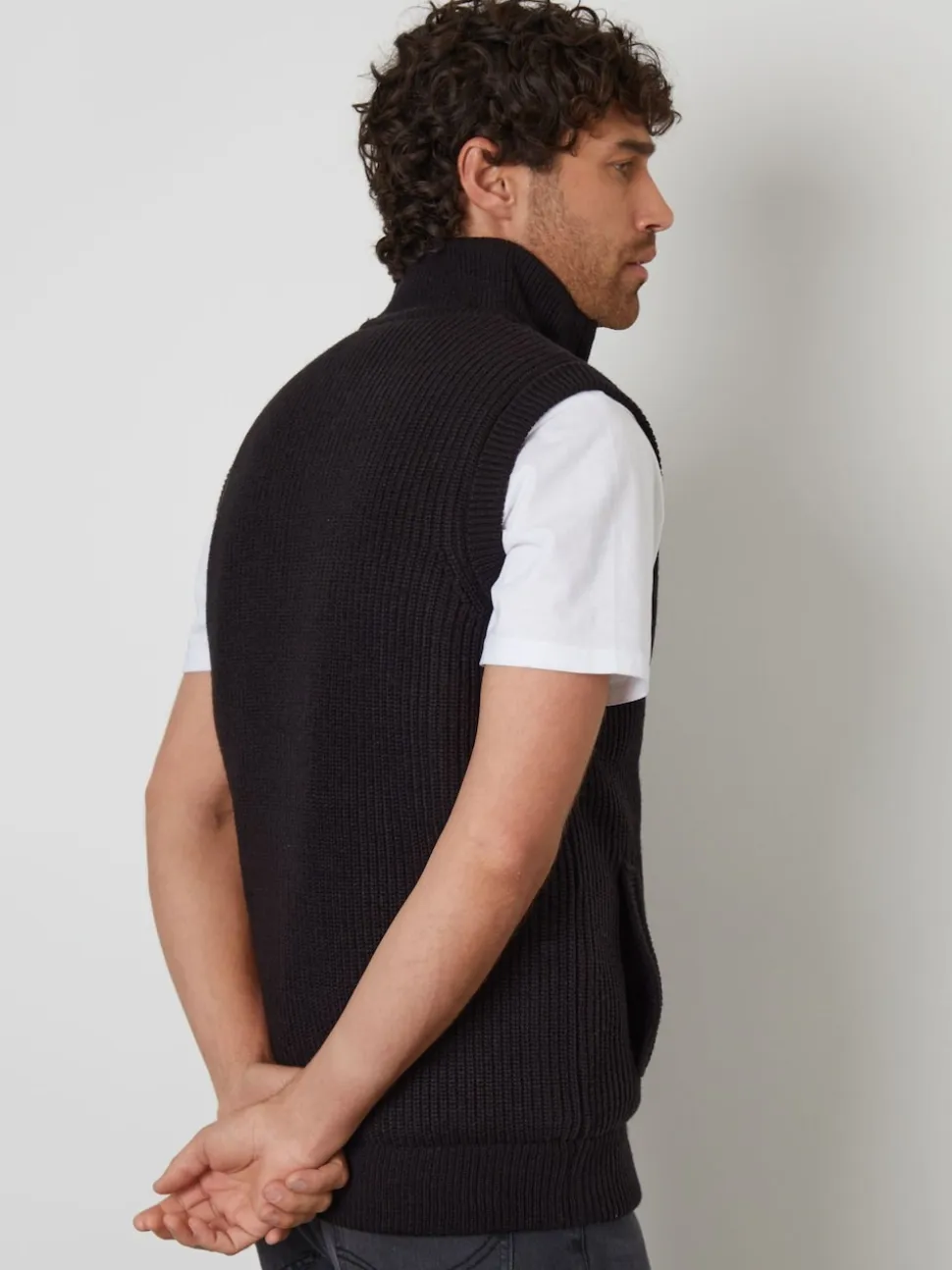 Threadbare Black Knitted Quilted Gilet