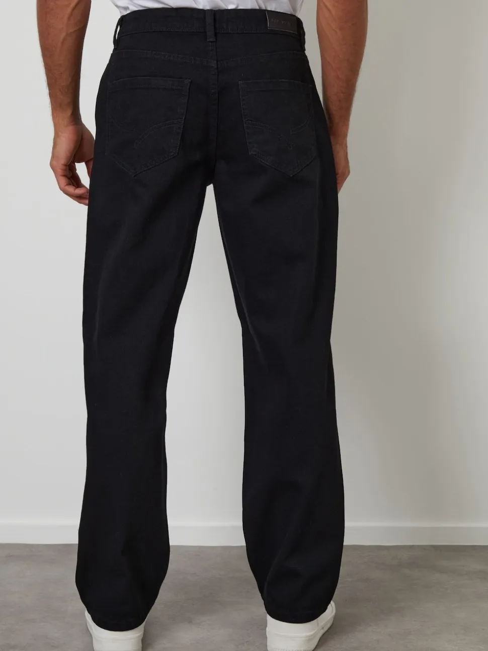 Threadbare Black Loose Fit Jeans