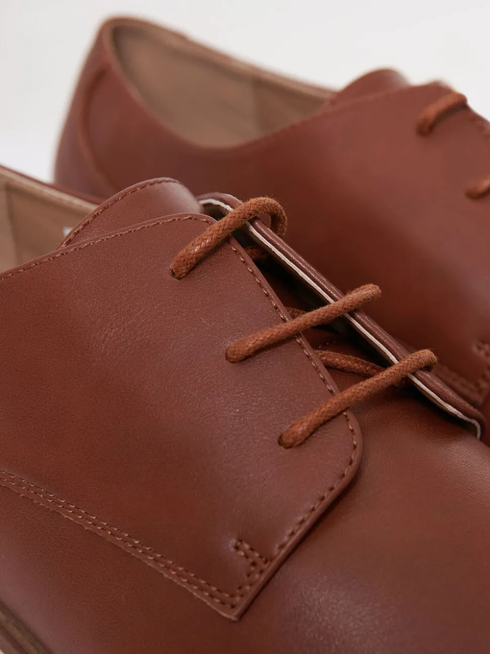 Threadbare Brown Derby Shoes