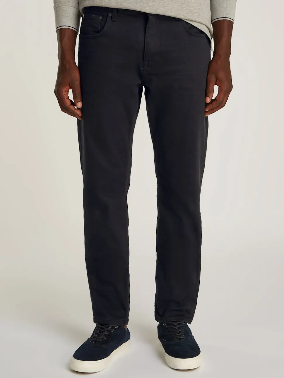 Tommy Hilfiger Black Core Harlem Tapered Leg Jeans