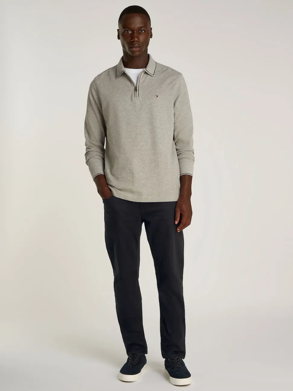 Tommy Hilfiger Black Core Harlem Tapered Leg Jeans