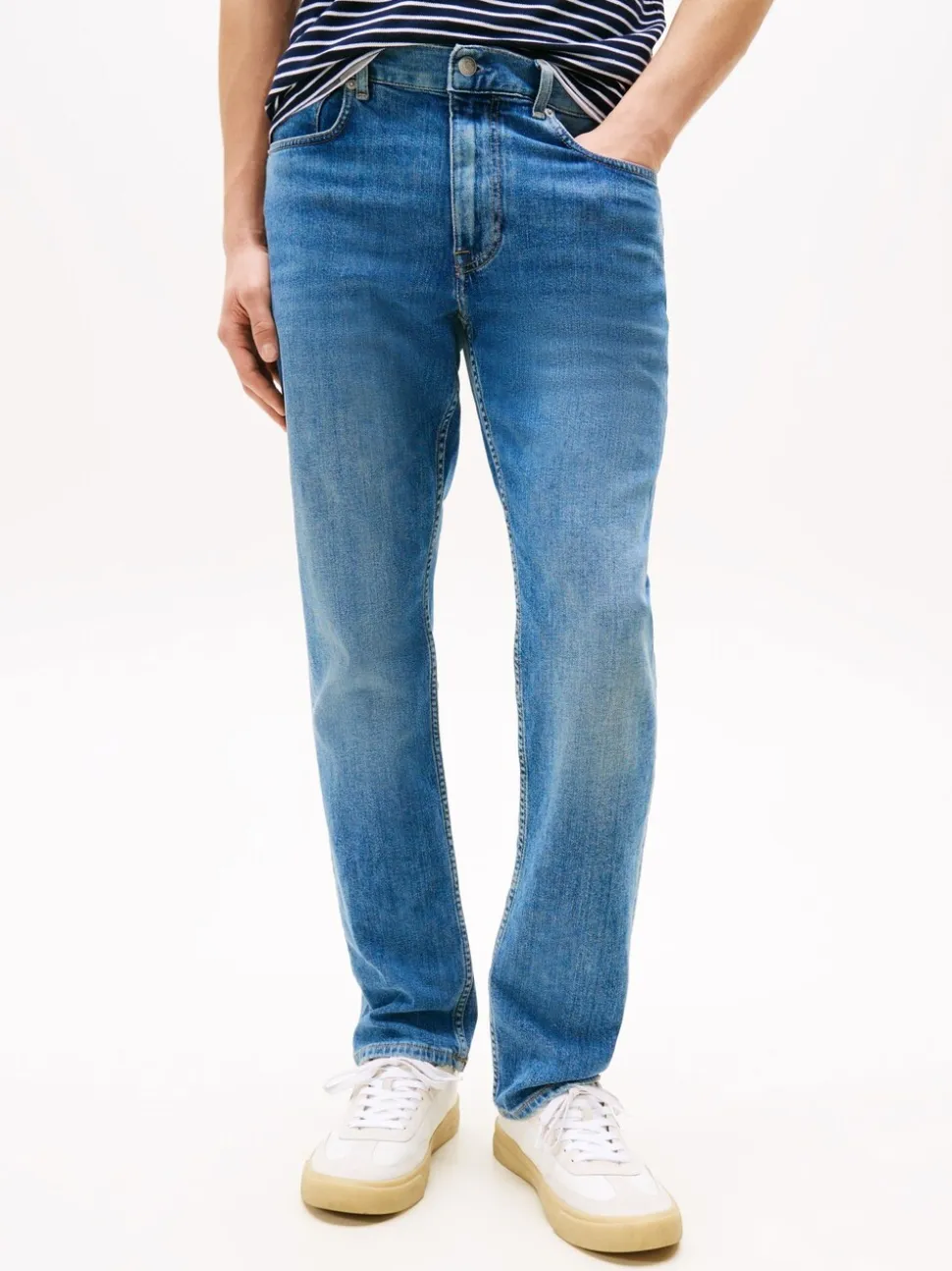 Tommy Hilfiger Blue Light Core Harlem Tapered Leg Jeans