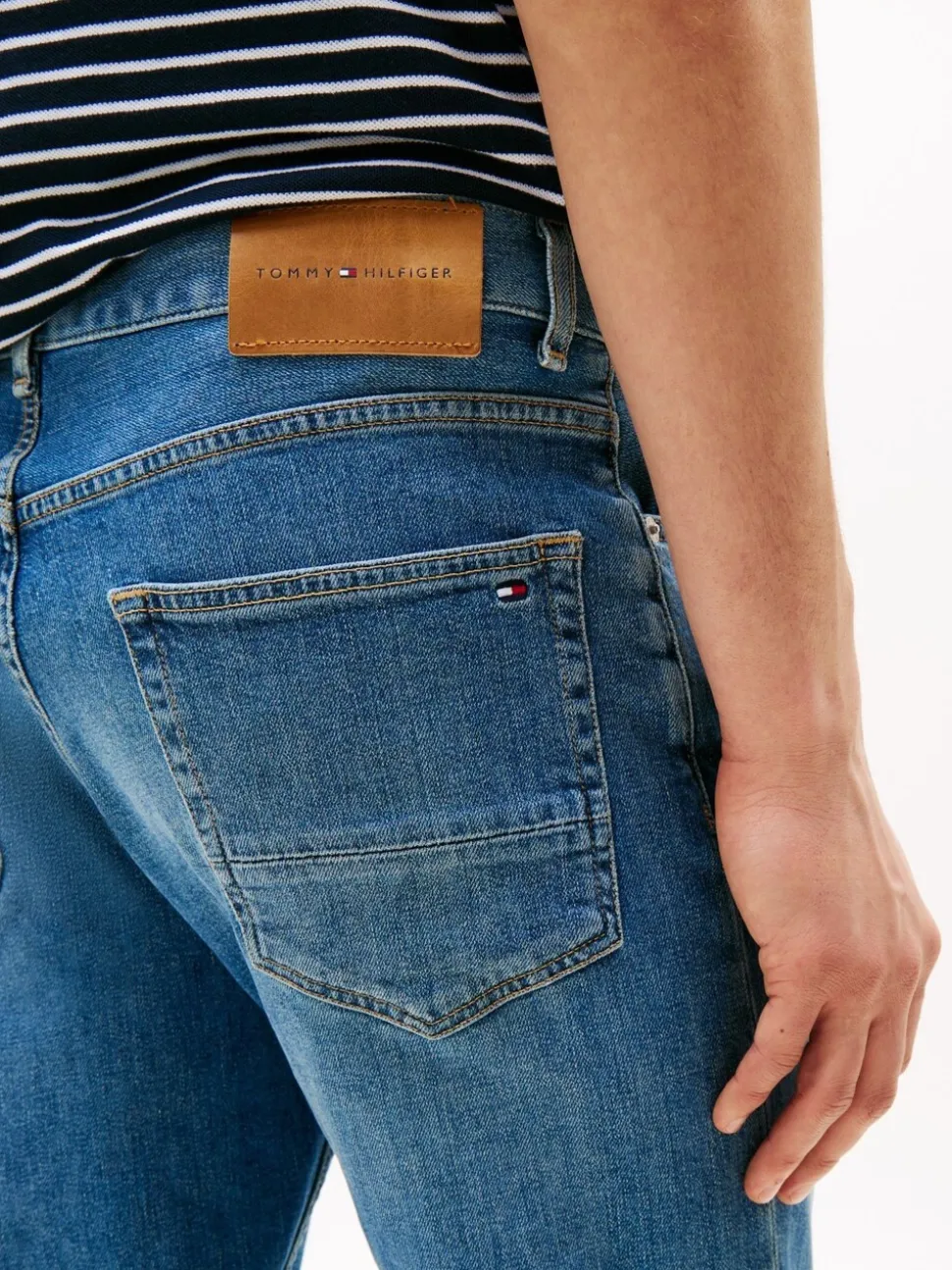 Tommy Hilfiger Blue Light Core Harlem Tapered Leg Jeans