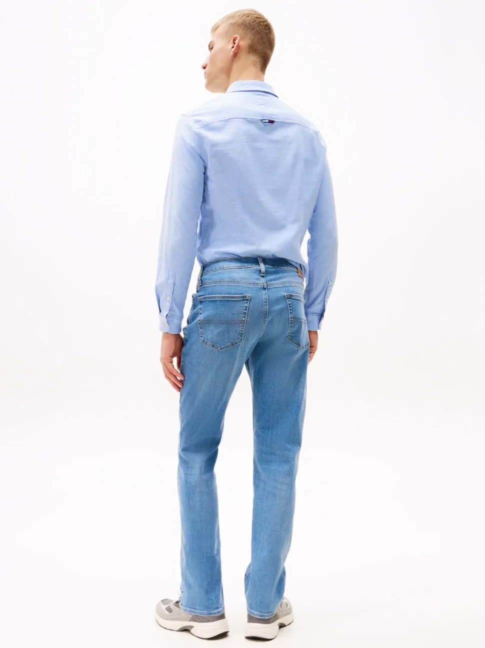 Tommy Hilfiger Blue Light Ryan Slim Straight Jeans