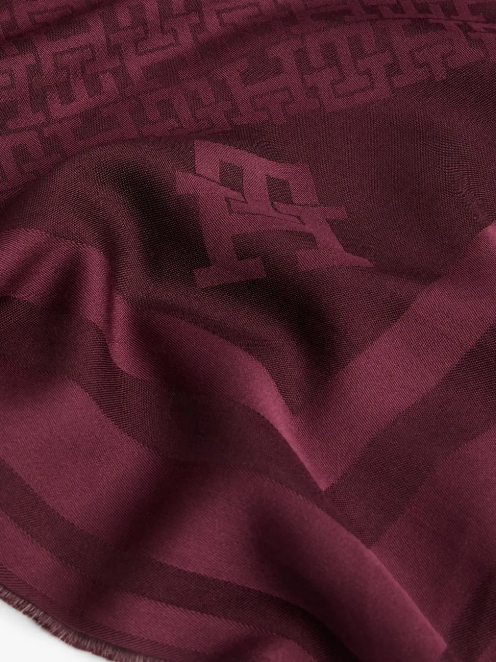 Tommy Hilfiger Red Monogram Scarf With Wool