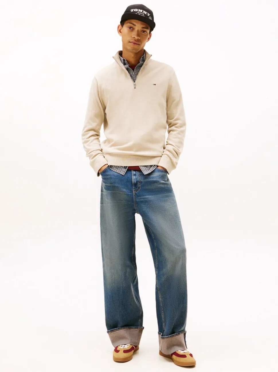 Tommy Jeans Brown Tommy Flag Quarter-Zip Slim Jumper