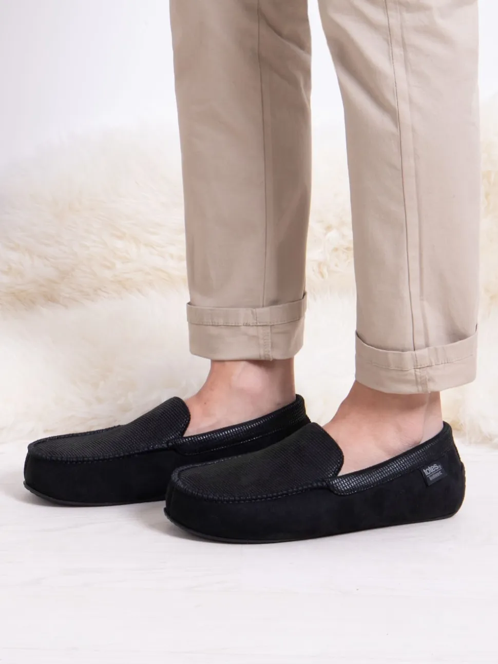 Totes Black Mens Isotoner Square Patterned Smart Moccasin Slippers