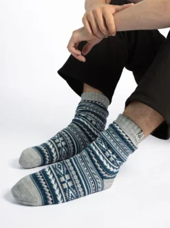 Totes Blue Toasties Mens Sherpa Lined Fair Isle Slipper Socks
