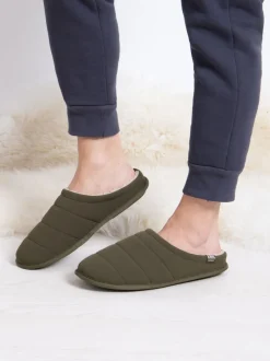 Totes Green Mens Isotoner Sport Quilted Mule Slippers