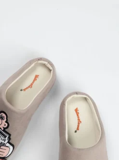 Vanilla Underground Brown Wallace And Gromit Multi Character Slippers