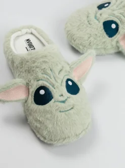 Vanilla Underground Green Star Wars Grogu Slippers