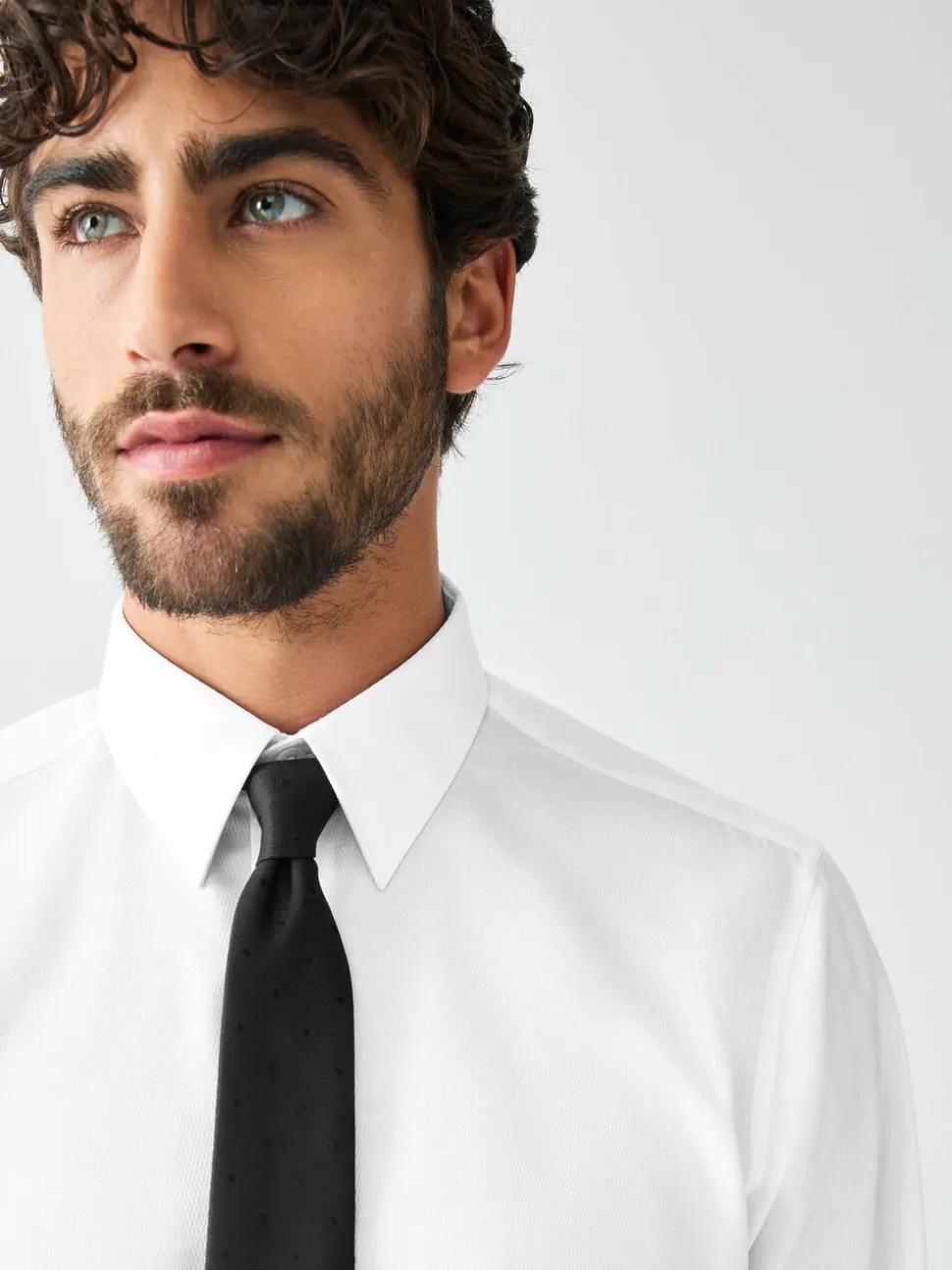 White /Black Slim Fit Occasion Shirt And Tie Set