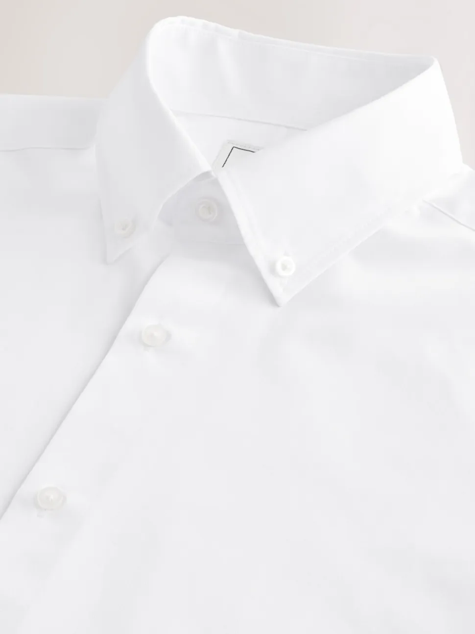 White Button Down Collar Slim Fit Easy Care Single Cuff Smart Shirt