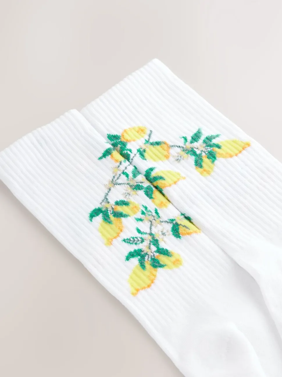 White Fruit Pattern Embroidered Sports Socks 4 Pack