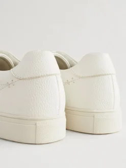 White Ground Minimal Trainers