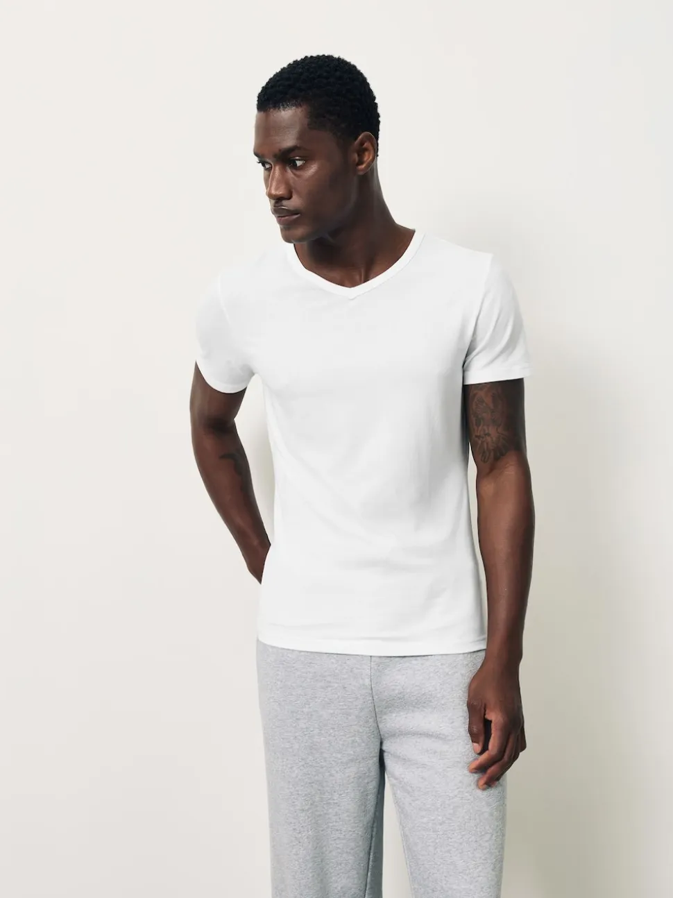 White Modal Layering V-Neck T-Shirt 5 Pack