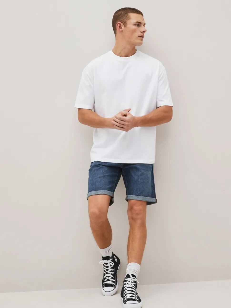 White Relaxed Fit Essential Crew Neck Cotton T-Shirt