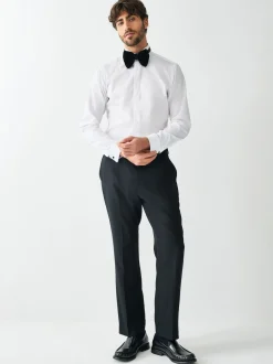 White Slim Fit Textured Wing Collar Dress Shirt