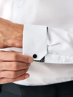 White Slim Fit Textured Wing Collar Dress Shirt