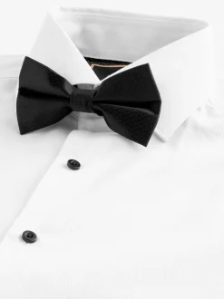White Textured/Black Bow Tie Slim Fit Single Cuff Shirt And Bow Tie Pack