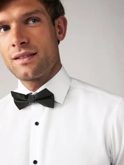 White Textured/Black Bow Tie Slim Fit Single Cuff Shirt And Bow Tie Pack