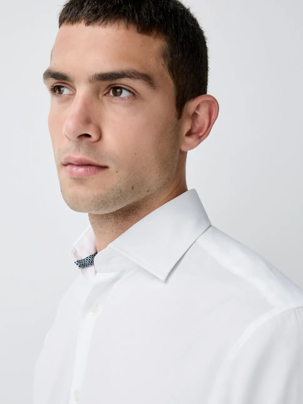 White With Trim Slim Fit Signature Textured Smart Shirt