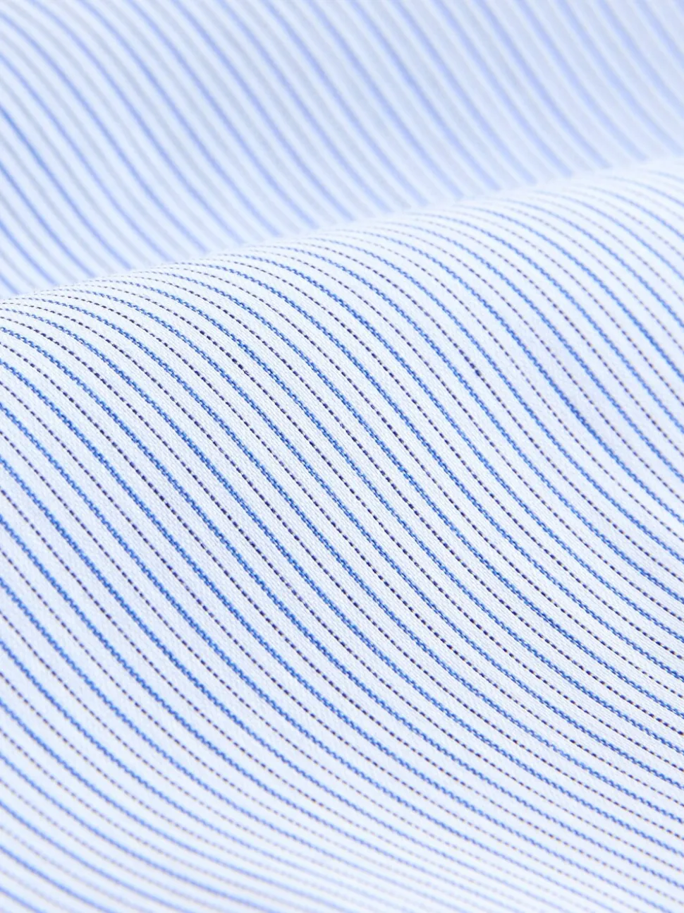 White/Blue Fine Stripe Muscle Fit Motionflex Textured Shirt