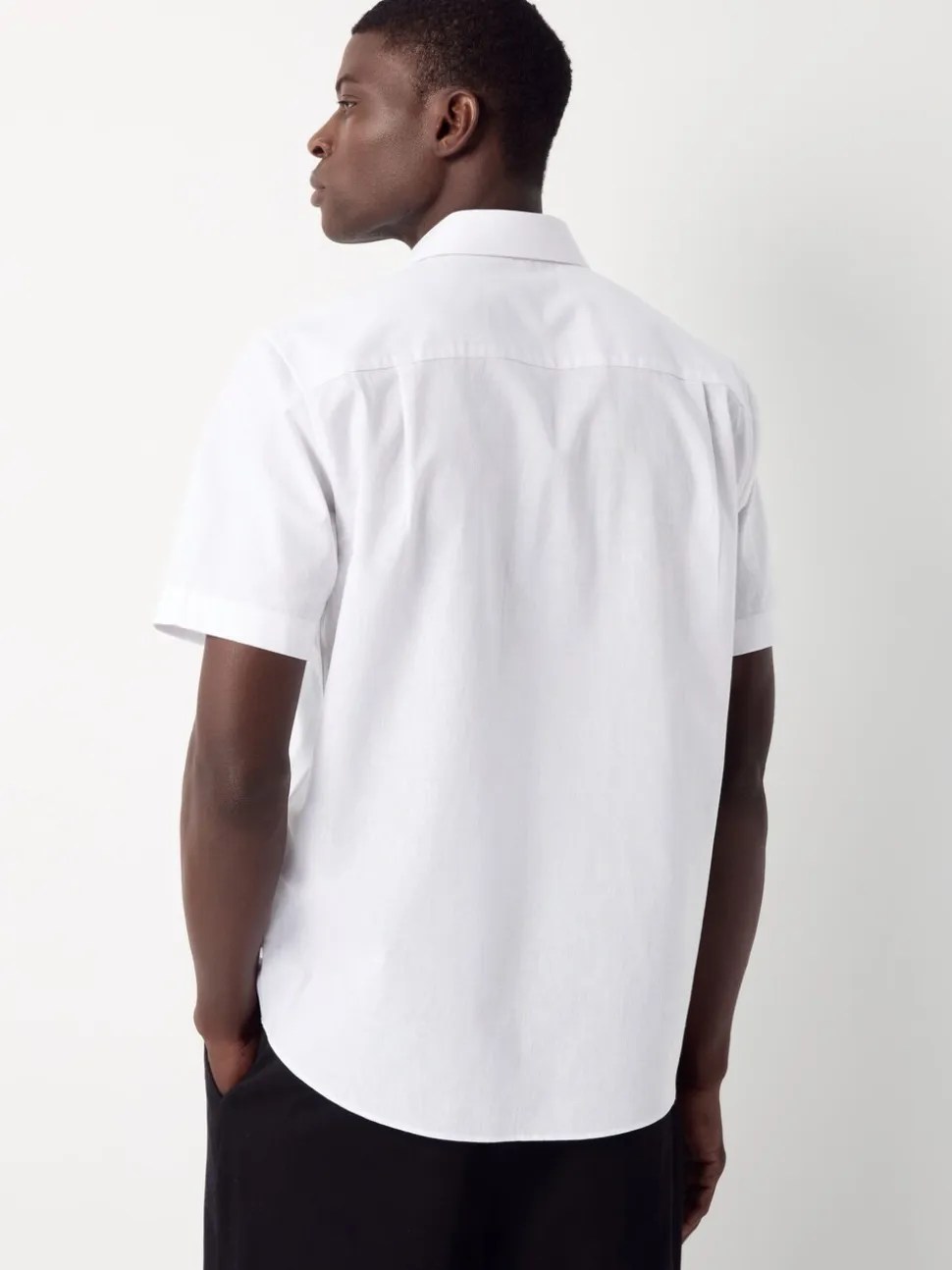 White/Light Blue Regular Fit Cotton Blend Short Sleeve Shirts 2 Pack