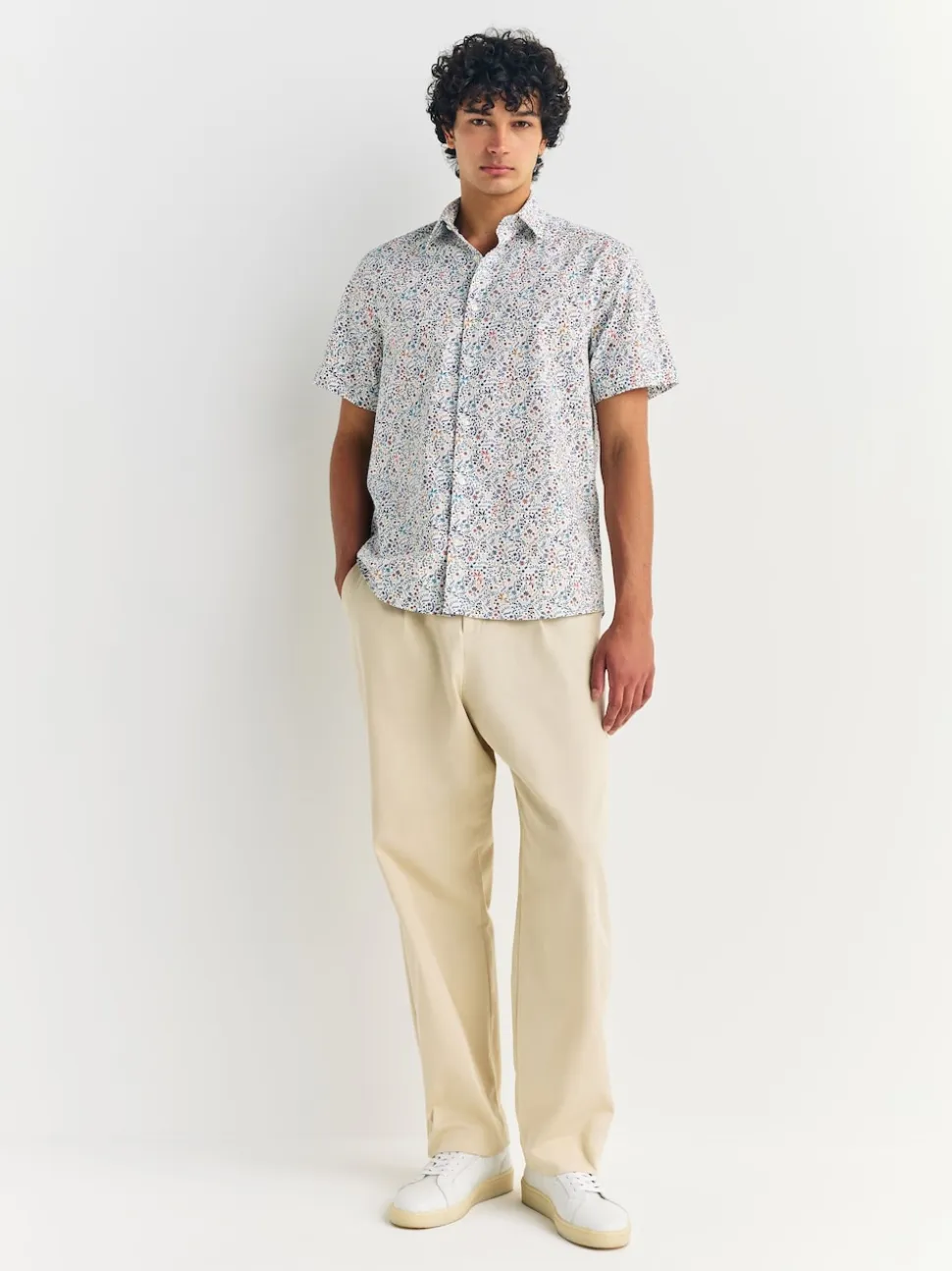 White/Multicolour Ditsy Regular Fit Short Sleeve Shirt
