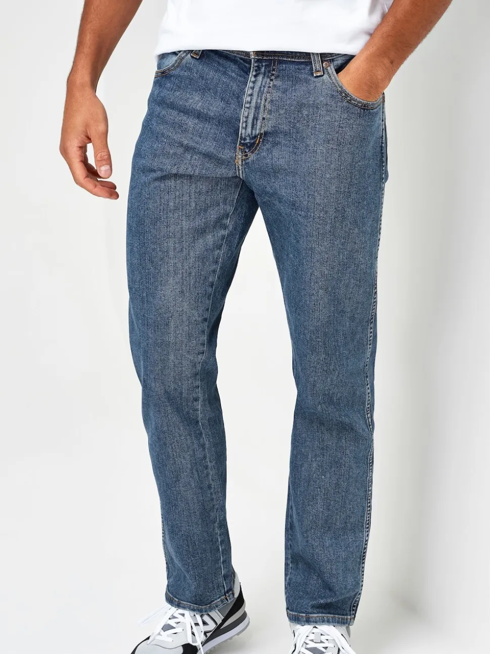 Wrangler Mid Wash Straight Fit Texas Authentic Jeans